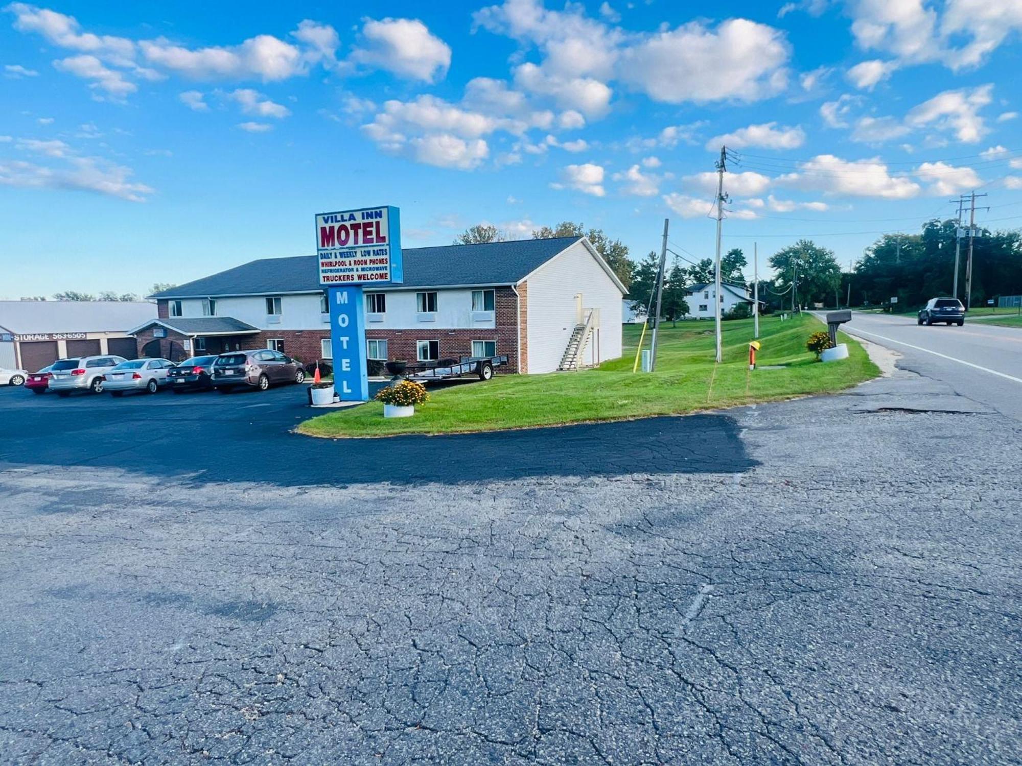 Villa Inn Motel Near Hwy 12 Wi Capital O Fort Atkinson Extérieur photo