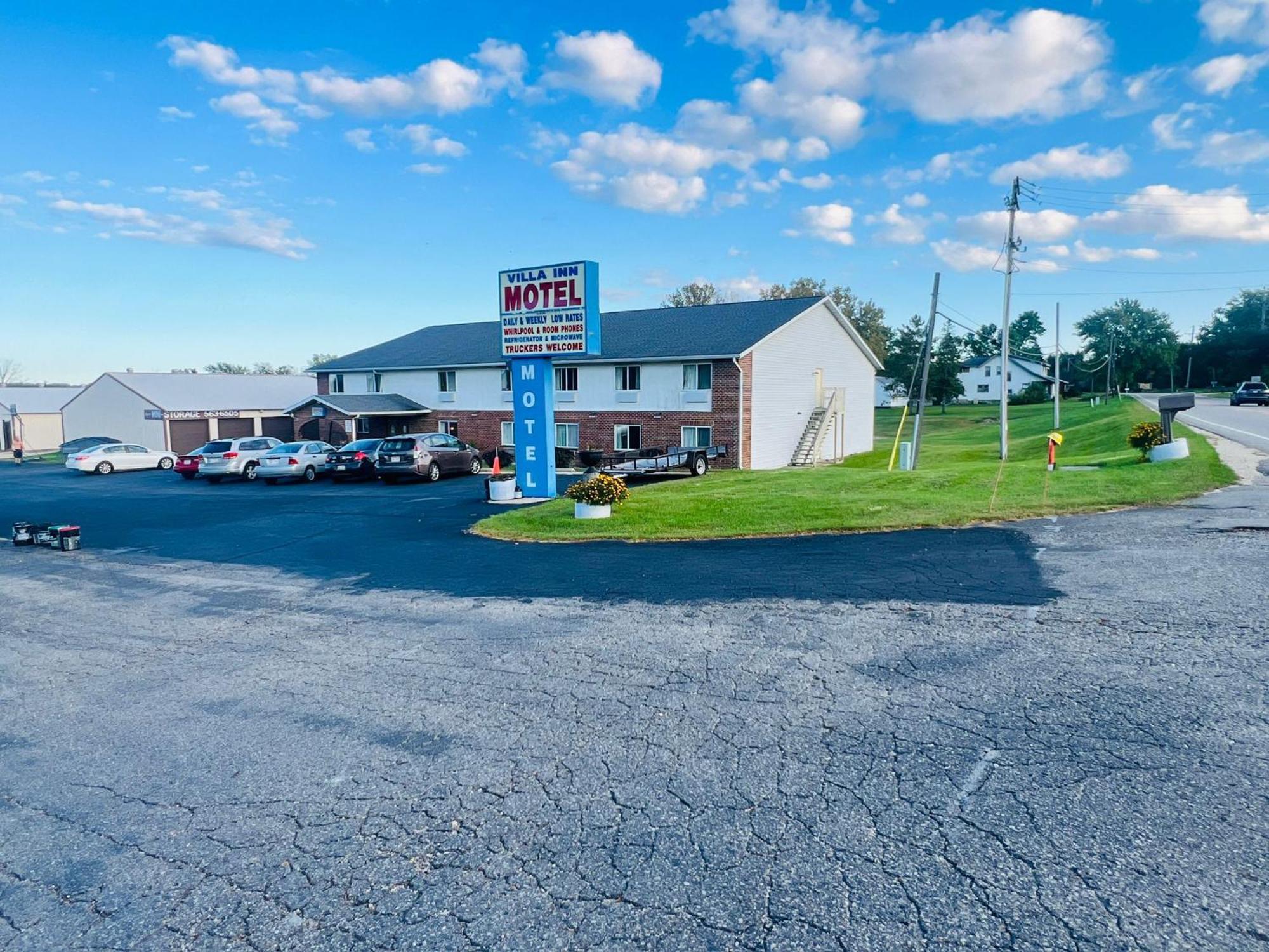 Villa Inn Motel Near Hwy 12 Wi Capital O Fort Atkinson Extérieur photo